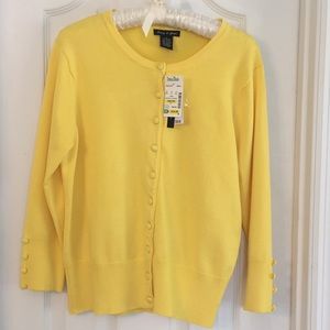 Yellow sweater